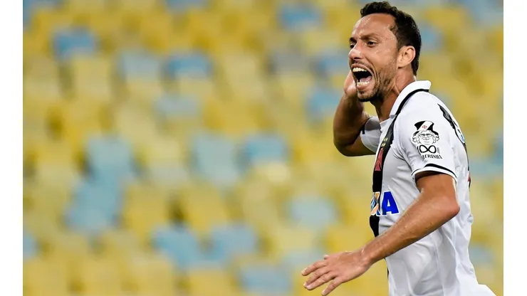 Nenê: chega com a missão de ajudar o clube a retornar à Série A (Foto: Thiago Ribeiro/AGIF)