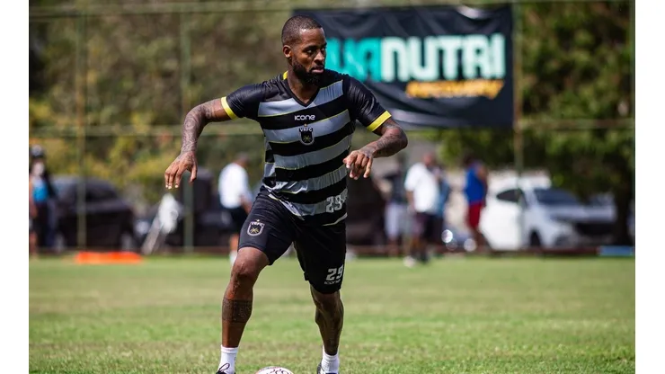 Dedé retorna ao Volta Redonda para treinar e recuperar a forma física (Foto: Andre Moreira / VRFC)
