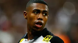 Malcom, em campo pelo Corinthians em 2015 (Foto: Getty Images)