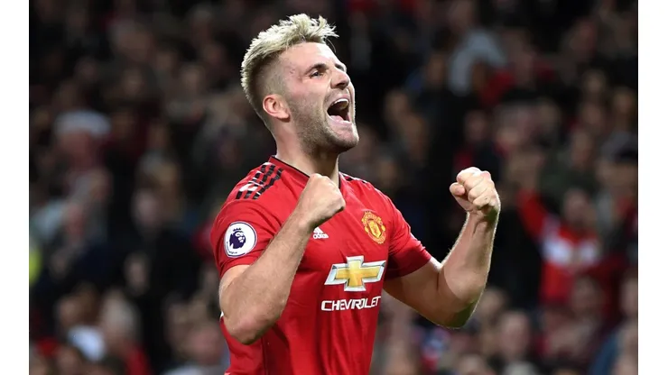 Luke Shaw, do Manchester United, é um adepto do poker (Foto: Getty Images)