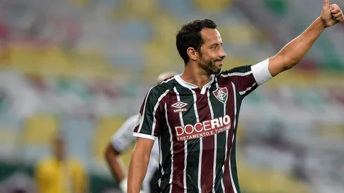 Veterano meia do Tricolor das Laranjeiras pode estar de partida para o Vasco (Foto: Thiago Ribeiro/AGIF)