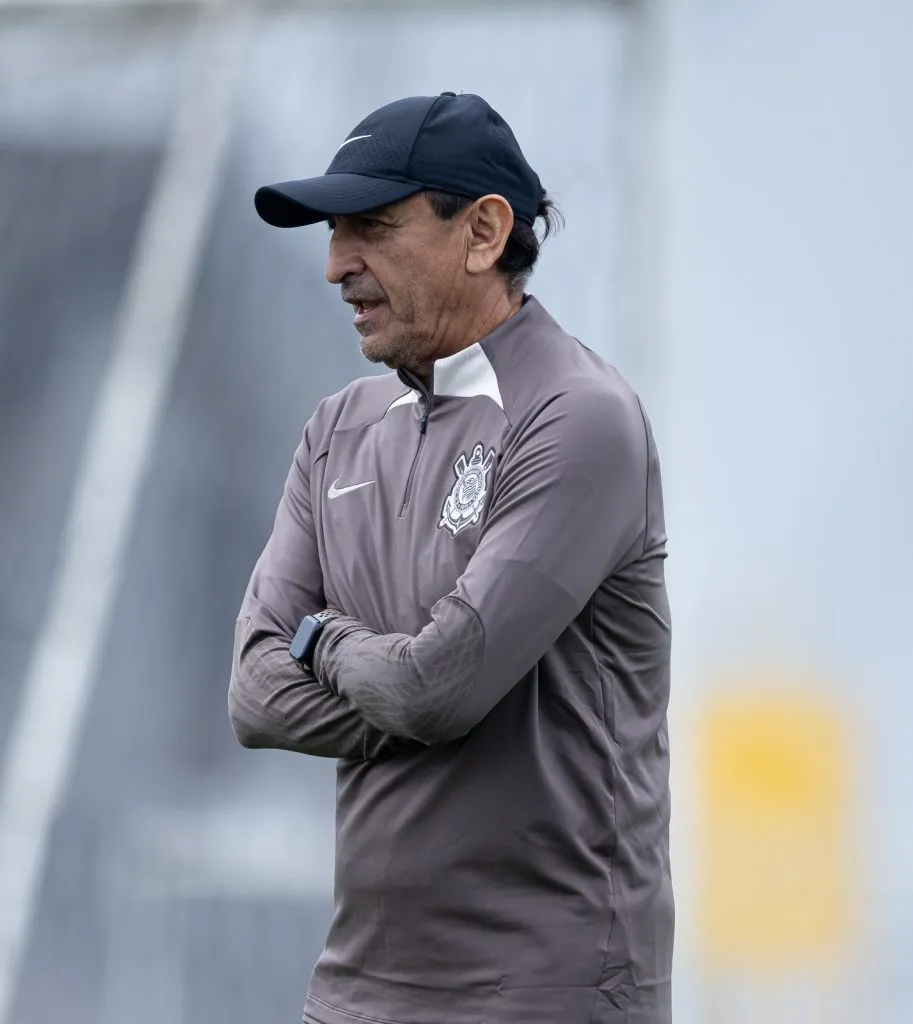 Técnico do Corinthians – Foto: Reprodução/Twitter