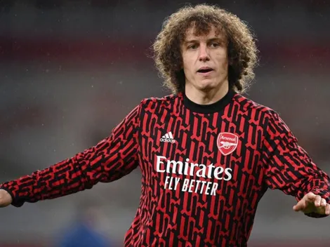 “Parça” de D. Luiz quer seguir mesmo caminho do zagueiro, se oferece ao Fla e topa diminuir salário para vestir o Manto Sagrado