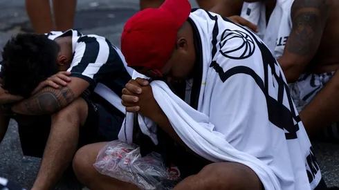 Torcedores do Santos perderam a paciência na web