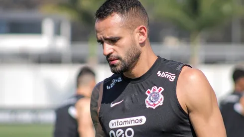 Renato Augusto: fora da partida (Foto: Felipe Szpak/Agência Corinthians/Divulgação)