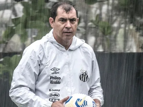 "Vai voar com Carille"; titular do Santos já ganha moral com novo treinador e recebe atenção especial