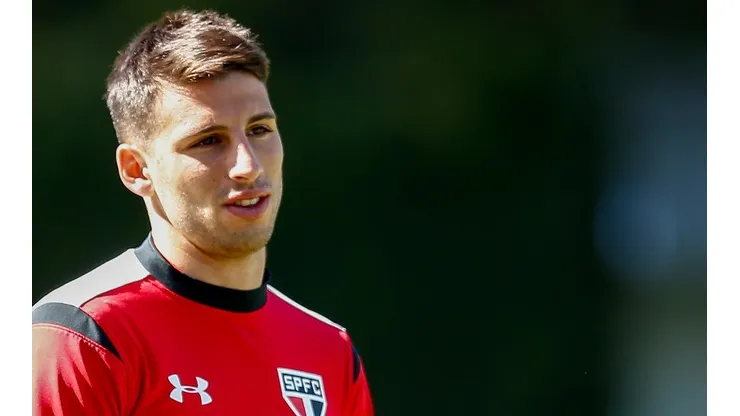Calleri ainda não fará sua reestreia pelo São Paulo (Foto: Marcello Zambrana/AGIF)