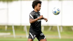 Willian deve ir a campo no domingo, às 18:15 da noite, contra o Atlético-GO (Corinthians/Reprodução)