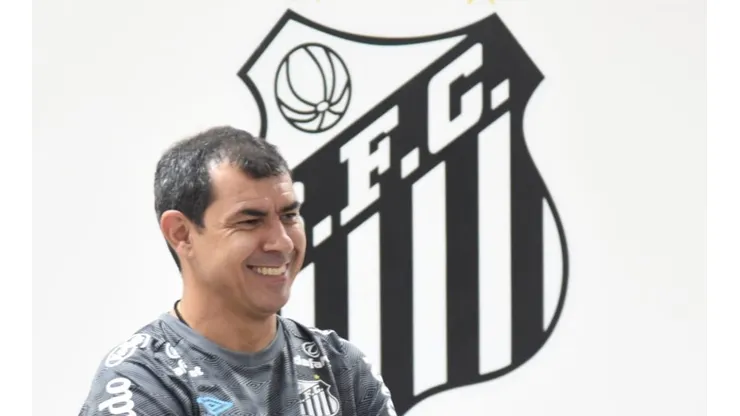 Fábio Carille estreia sob o comando do Santos amanhã (11)