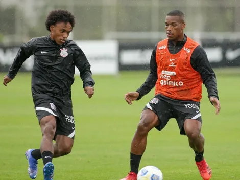 Willian deverá reestrear pelo Corinthians contra o Atlético-GO, neste domingo