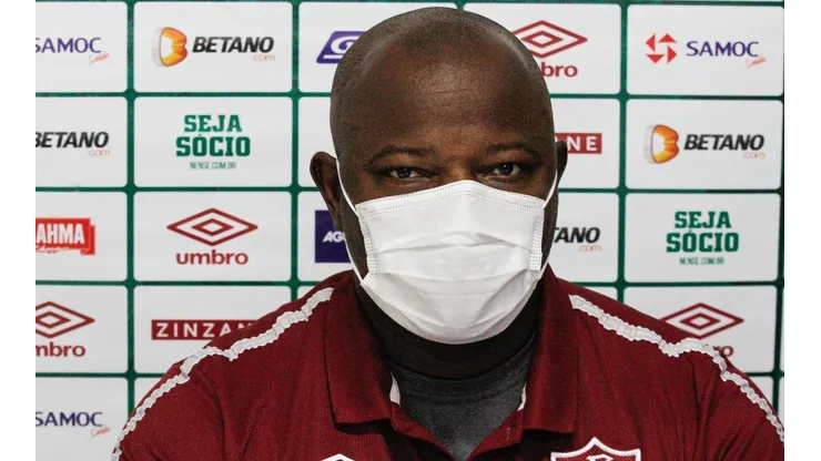 Marcão está invicto há 13 jogos como técnico do Fluminense (Foto: LUCAS MERÇON / FLUMINENSE F.C.)