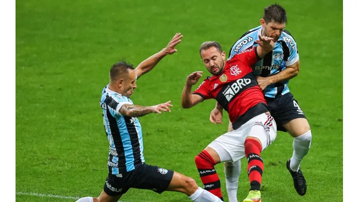 Grêmio poderá não entrar em campo contra o Flamengo pela Copa do Brasil com a presença de torcida no Maracanã. (Foto: