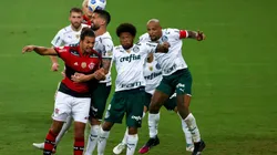 Flamengo e Palmeiras, durante a partida do primeiro turno (Foto: Getty Images)