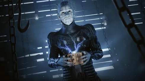 Pinhead é o famoso personagem de Hellraiser e está disponível em Dead by Daylight
