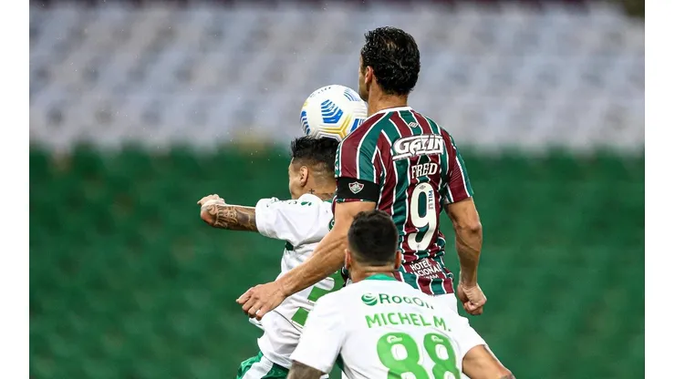 Fred não viaja e está poupado contra a Chapecoense (Foto: LUCAS MERÇON / FLUMINENSE F.C)