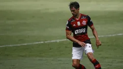 Flamengo estuda ter o retorno de Rodrigo Caio no duelo contra o Palmeiras. (Foto: Getty Images)