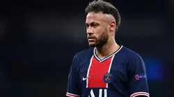 Com "bônus ético" no contrato, Neymar é obrigado a ser cordial e simpático com os torcedores do PSG