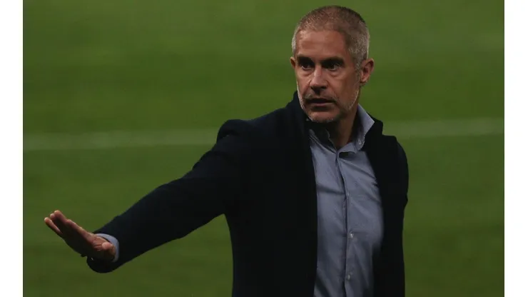 Sylvinho, treinador do Corinthians (Foto: Ettore Chiereguini/AGIF)