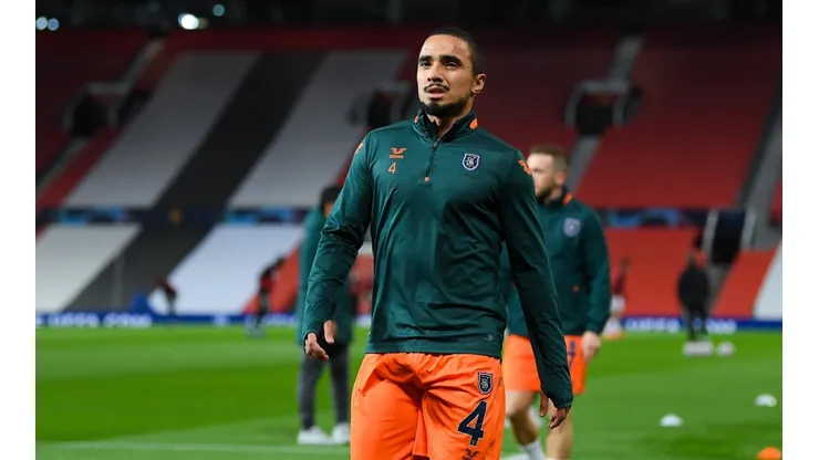 Lateral-direito Rafael pode vestir a camisa do Botafogo (Foto: Getty Images)