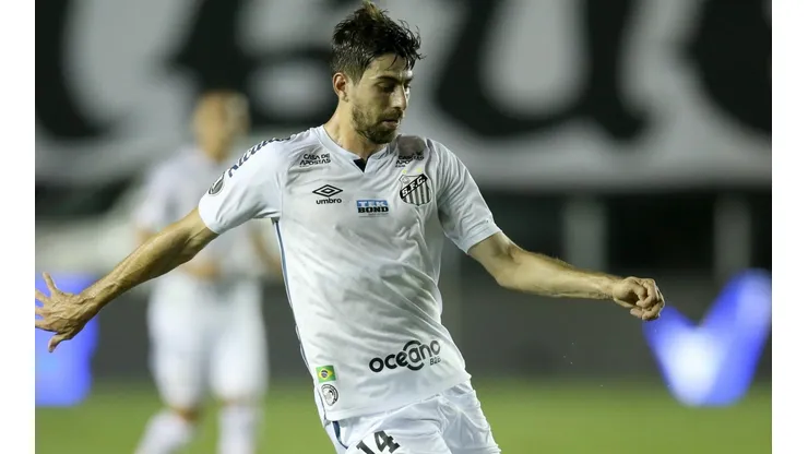 Luan Peres, ex-zagueiro do Santos (Foto: Getty Images)