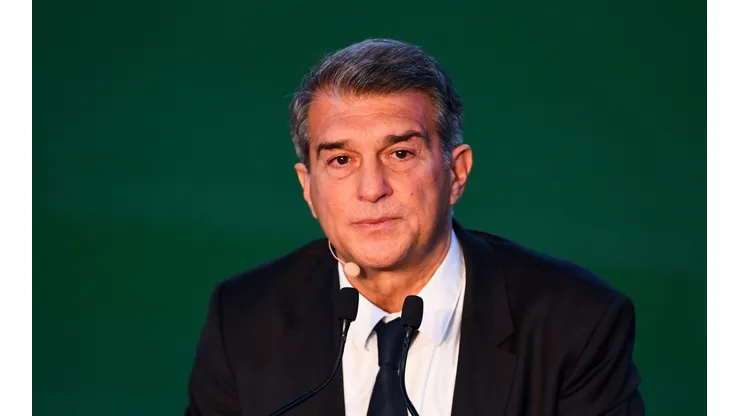 Barcelona quase teve Messi e Neymar na equipe, revela o presidente do clube catalão, Joan Laporta. (Foto: