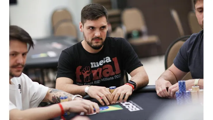 Thiago Grigoletti em ação durante etapa do BSOP (Foto: Carlos Monti/Divulgação BSOP)