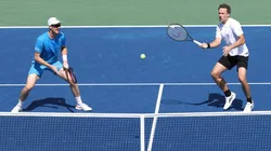 Campeões do US Open em 2016, Bruno Soares e Jamie Murray avançam às oitavas de final (Foto: Getty Images)