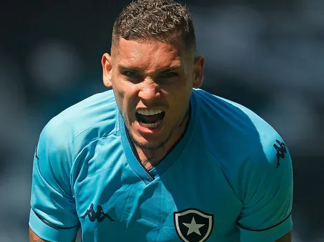 Navarro contraria Freeland e está de malas prontas do Botafogo; veja detalhes