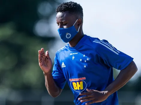 Angulo foi acionado uma única vez pelo Cruzeiro, mas contratação rende cobrança na Justiça