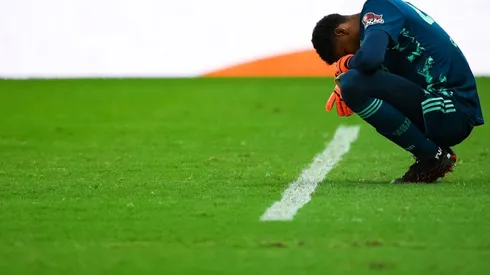 Hugo Souza em jogo do Flamengo