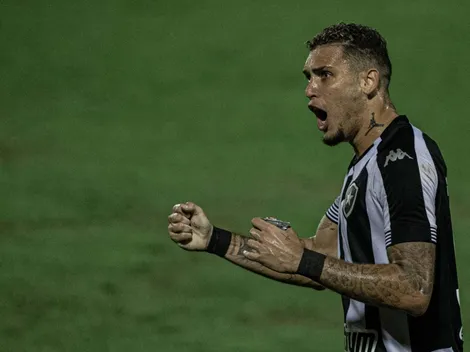 Diretoria do Botafogo recebe boa notícia sobre futuro de Rafael Navarro
