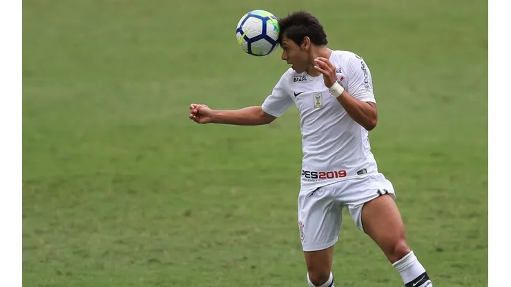Romero com a camisa do Corinthians