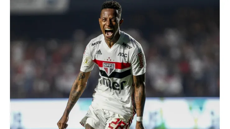 Tchê Tchê, durante a passagem pelo São Paulo (Foto: Getty Images)