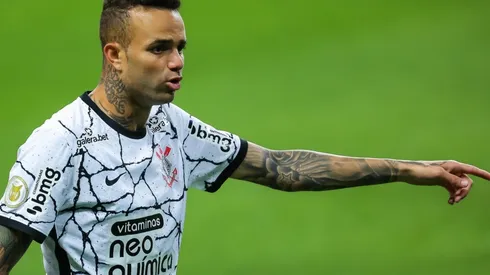 Luan: voltou ao time contra o Grêmio (Foto: Pedro H. Tesch/AGIF)