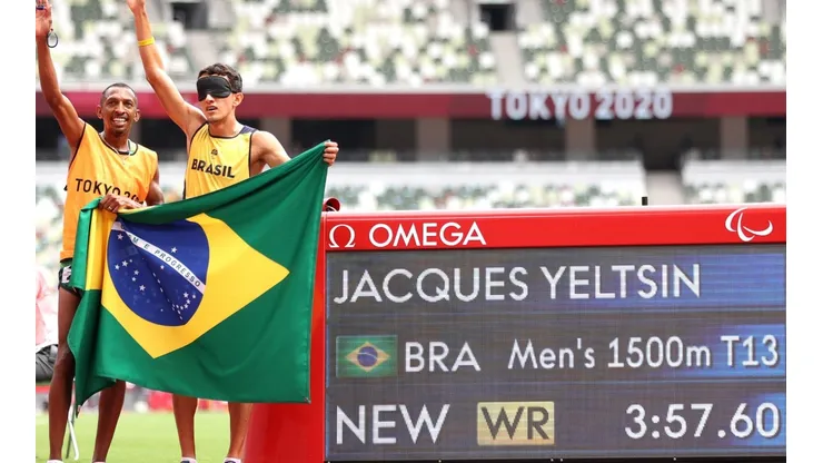 Yeltsin Jacques conquista o ouro na prova dos 1500m T11 e garante a 100ª medalha dourado para o Brasil em Jogos Paralímpicos (Foto: Getty Images)