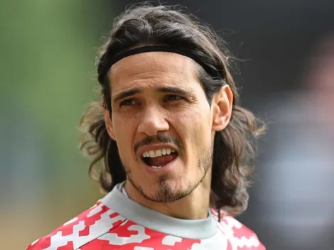 No último dia da janela de transferência, Cavani poderá deixar o Manchester United