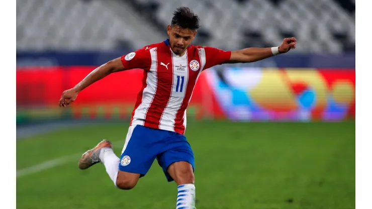 Livre no mercado da bola, Romero faz exigência para voltar ao Corinthians. (Foto: Getty Images)