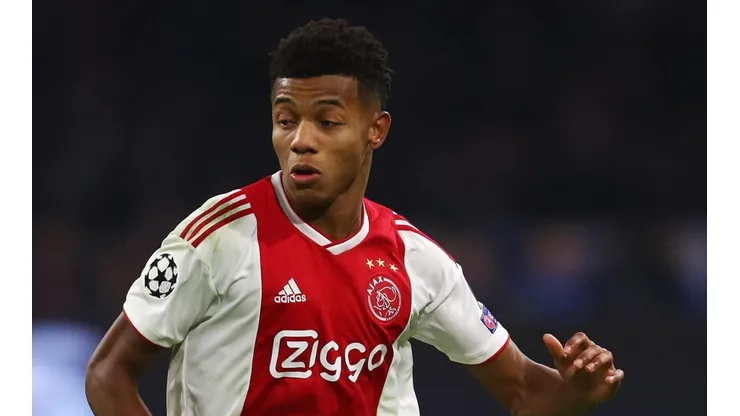 David Neres, em campo pelo Ajax (Foto: Getty Images)