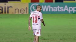 Cicinho, campeão mundial pelo São Paulo, detona Daniel Alves após imagem do jogador em balada ser divulgada. (Foto: Rafael Vieira/AGIF)