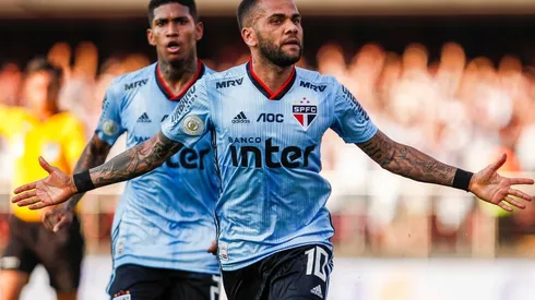 O São Paulo enfrenta o Juventude no Estádio Alfredo Jaconi, Rio Grande do Sul.