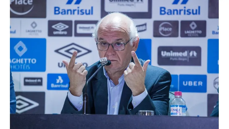 Bolzan: confiante no elenco gremista (Foto: Lucas Uebel/Grêmio/Divulgação)