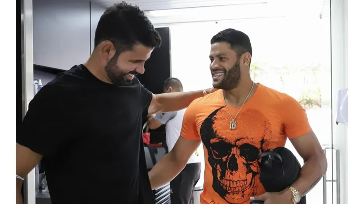 Hulk já projeta dupla com o novo companheiro (Foto: Pedro Souza / Atlético / Divulgação)