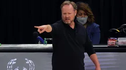 Mike Budenholzer assina com os Bucks até 2025 (Foto: Getty Images)