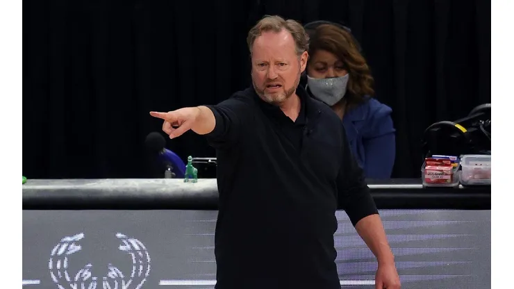 Mike Budenholzer assina com os Bucks até 2025 (Foto: Getty Images)