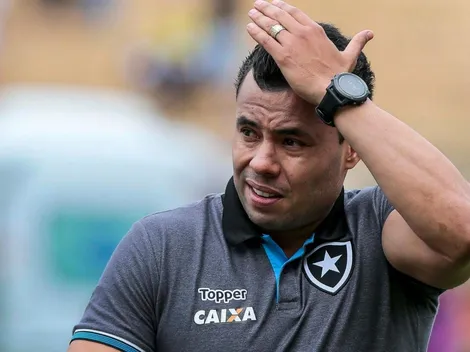 Jair se rende a destaque do Botafogo e expõe chances de retorno