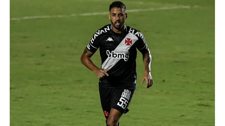 Michel: futuro indefinido (Foto: Thiago Ribeiro/AGIF)