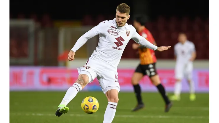 Lyanco durante jogo da Torino pela Serie A (Getty Images)