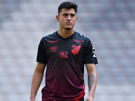 Jader, Jadson, Fasson e P. Rocha: Athletico relaciona 24 contra o Santos