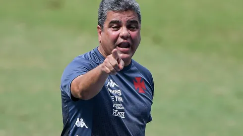 Cabo: pediu a contratação do volante no Vasco (Foto: Thiago Ribeiro/AGIF)