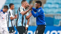 Diego Souza e Borja: dupla balançou as redes no final de semana (Foto: Lucas Uebel/Grêmio/Divulgação)